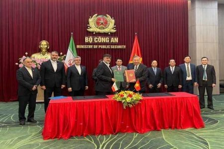 ایران و ویتنام تفاهم‌نامه همکاری‌های انتظامی امضا کردند - خبرگزاری مهر | اخبار ایران و جهان