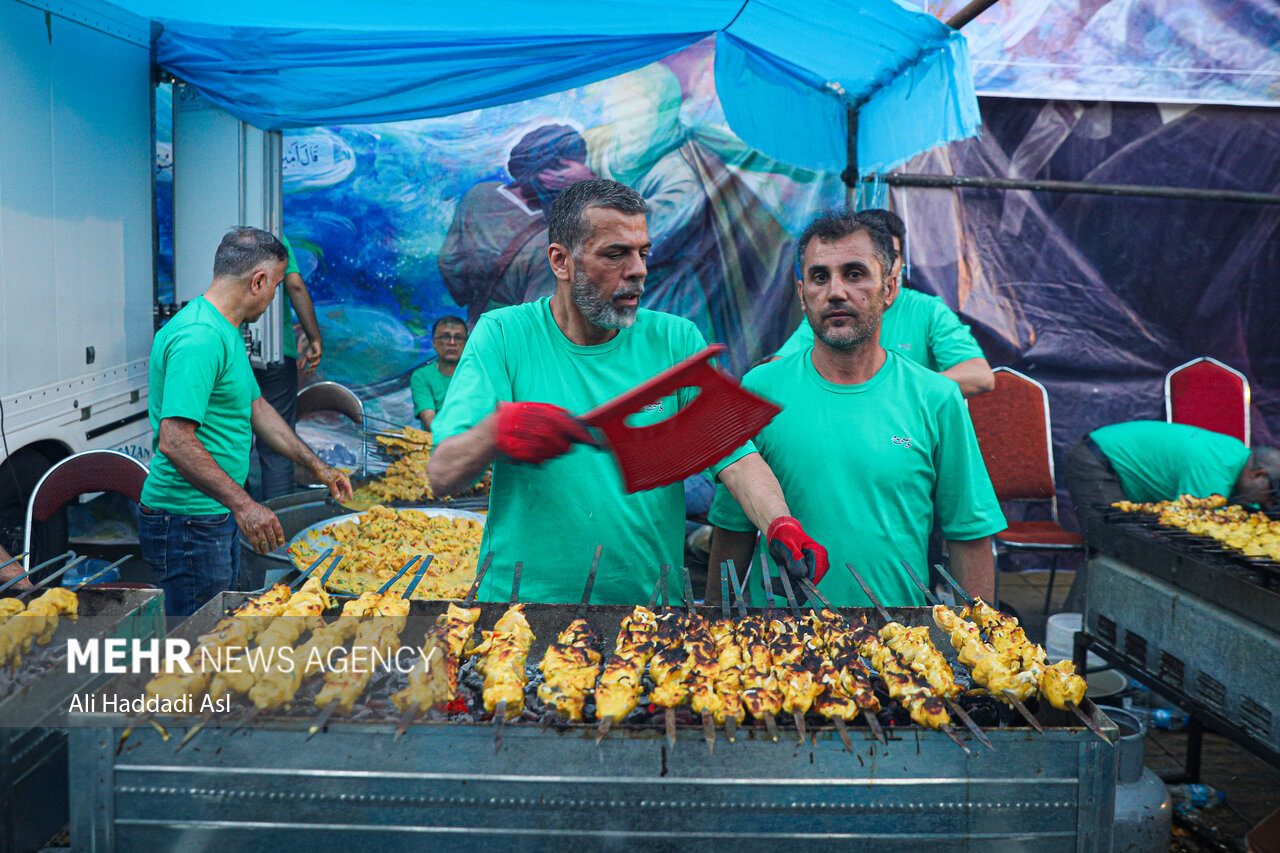 توزیع بیش از ۲۰ هزار پرس غذا برای مهمونی ۱۰ کیلومتری - خبرگزاری مهر | اخبار ایران و جهان